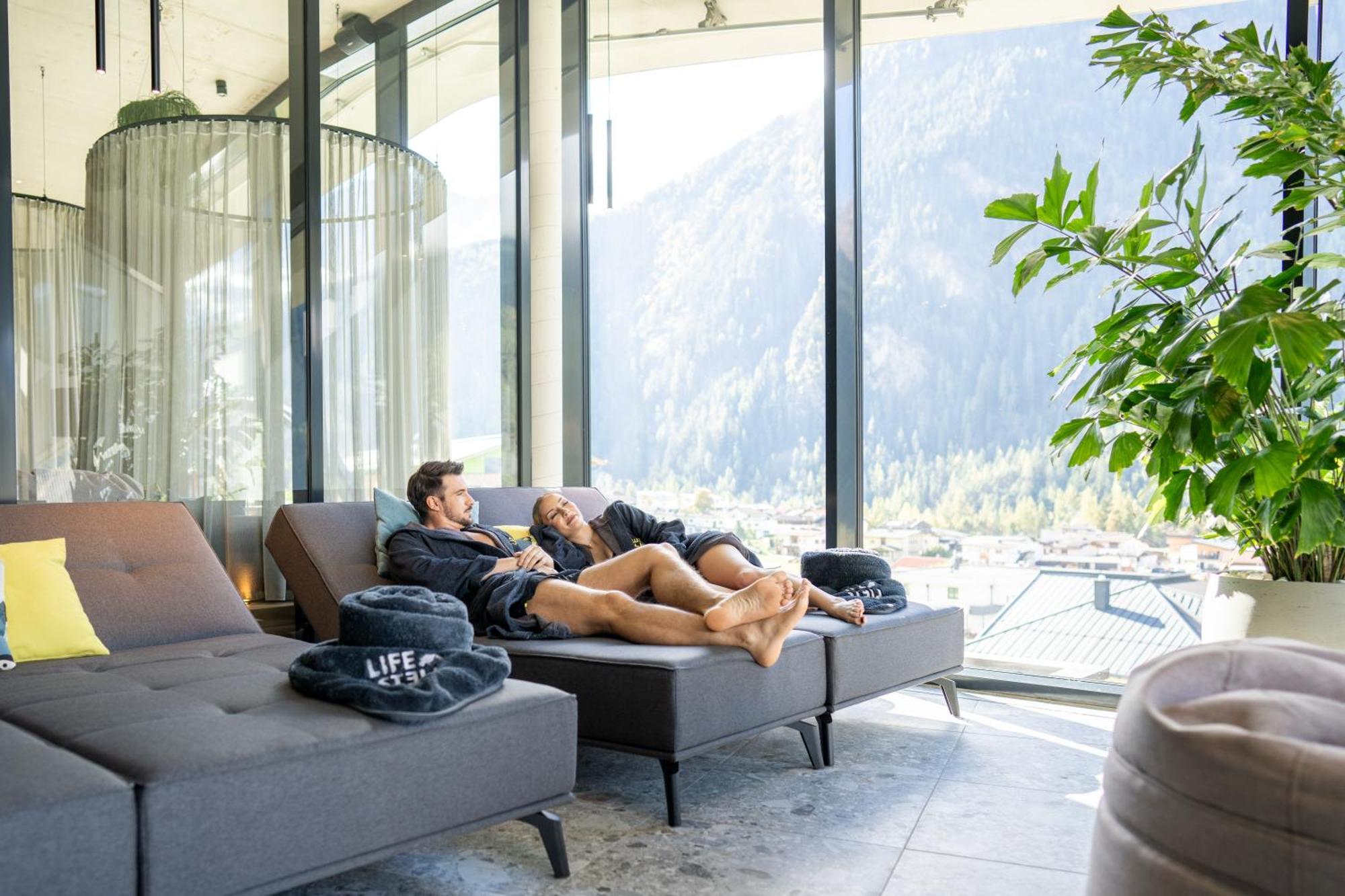 Lifesteil Aparthotel Umhausen Exteriör bild